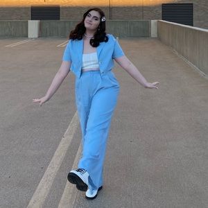 Meet your Posher, Samantha